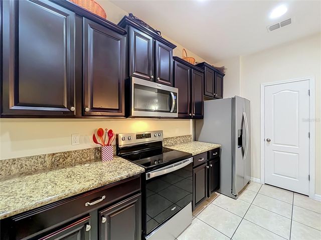 3514 RODRICK CIRCLE, Orlando, FL 32824