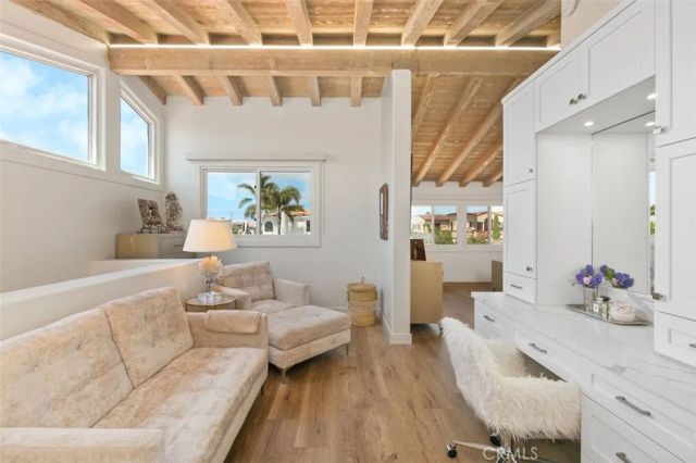 780 Via Lido Soud, Newport Beach, CA 92663