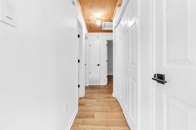 7893 COLLINS WOOD CV, Memphis, TN 38125