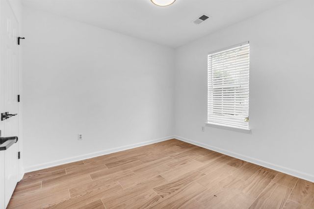 7893 COLLINS WOOD CV, Memphis, TN 38125