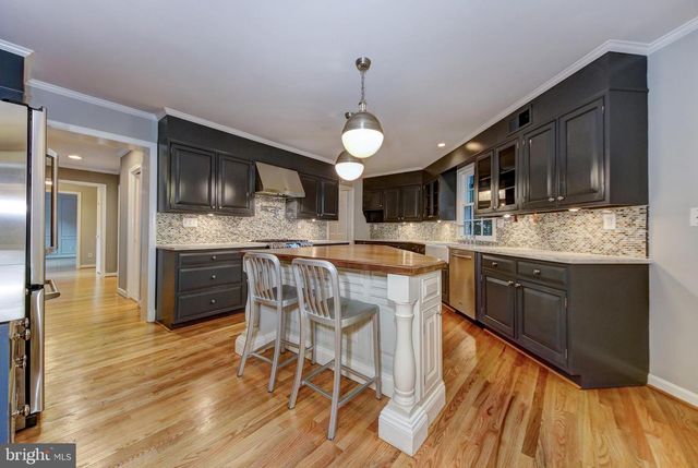 4509 TOURNAY RD, Bethesda, MD 20816