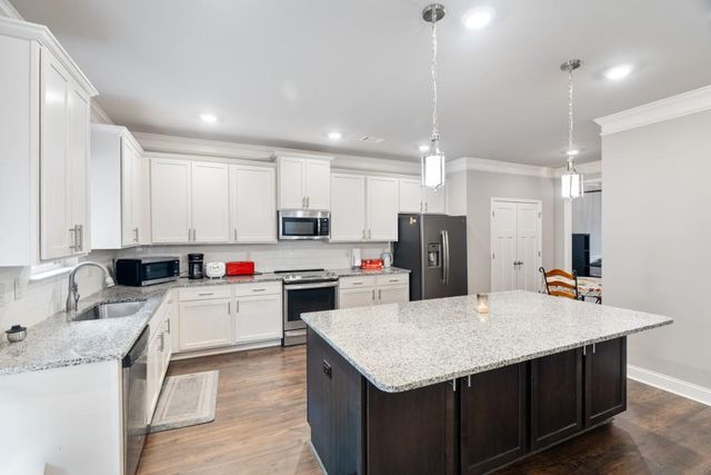 1667 Castleberry Lane, Buford, GA 30518