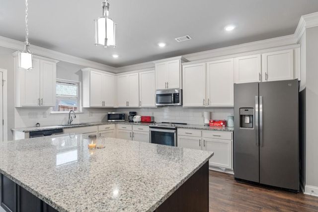 1667 Castleberry Lane, Buford, GA 30518