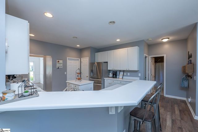 47 N Orchard Farms Avenue, Simpsonville, SC 29681