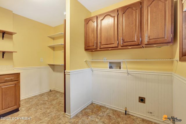 2201 Belmont Drive, Anchorage, AK 99517