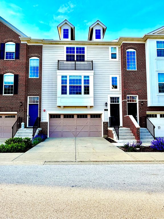 38 Neri Drive, Schaumburg, IL 60194