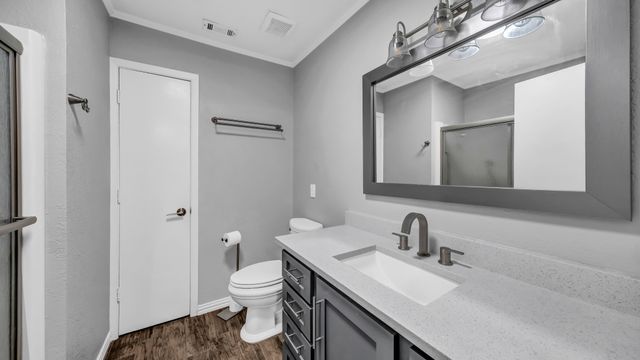 5107 Elms Court, Granbury, TX 76049