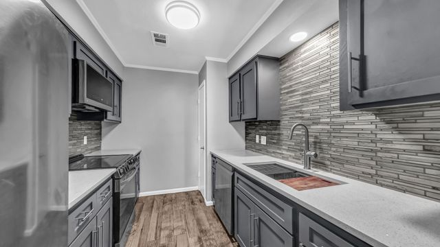 5107 Elms Court, Granbury, TX 76049