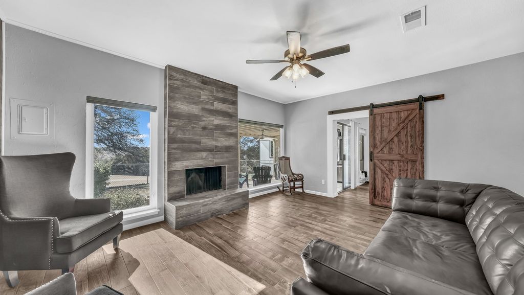 5107 Elms Court, Granbury, TX 76049