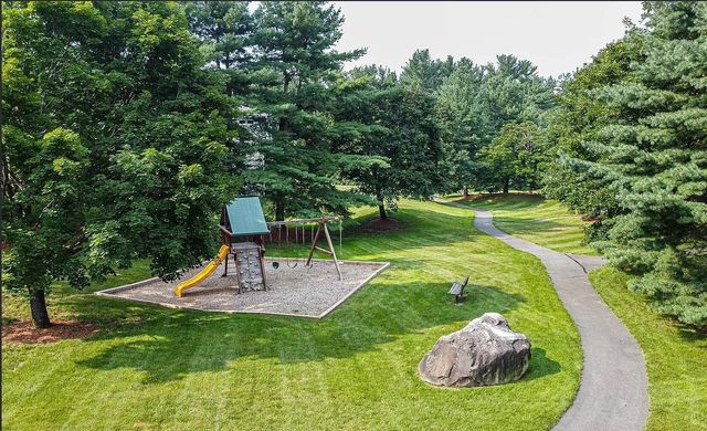 12 Heather Court, Nashua, NH 03062
