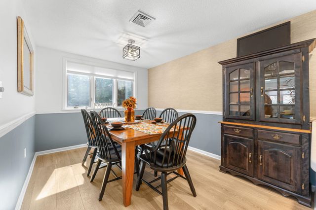 12 Heather Court, Nashua, NH 03062