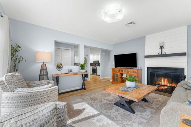 12 Heather Court, Nashua, NH 03062