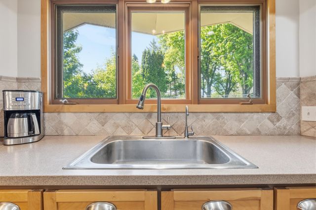 17924 Ingrid Court, Lakeville, MN 55044