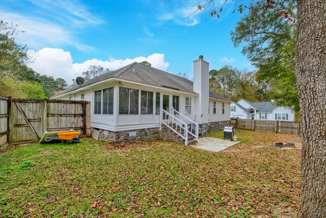 1016 Maidstone Drive, Summerville, SC 29483