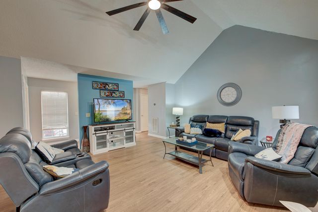 1016 Maidstone Drive, Summerville, SC 29483