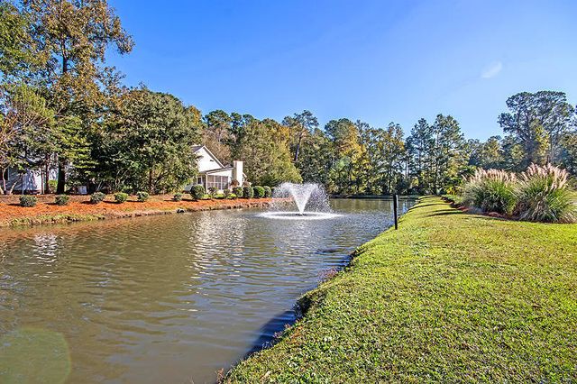 1016 Maidstone Drive, Summerville, SC 29483