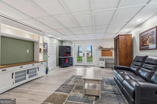 135 E Lakeview Drive NE, Milledgeville, GA 31061