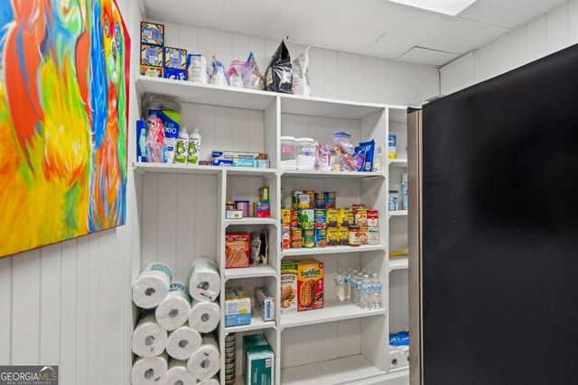 135 E Lakeview Drive NE, Milledgeville, GA 31061