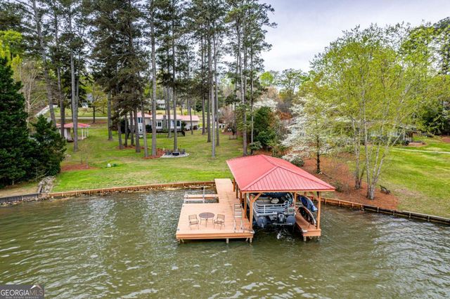 135 E Lakeview Drive NE, Milledgeville, GA 31061