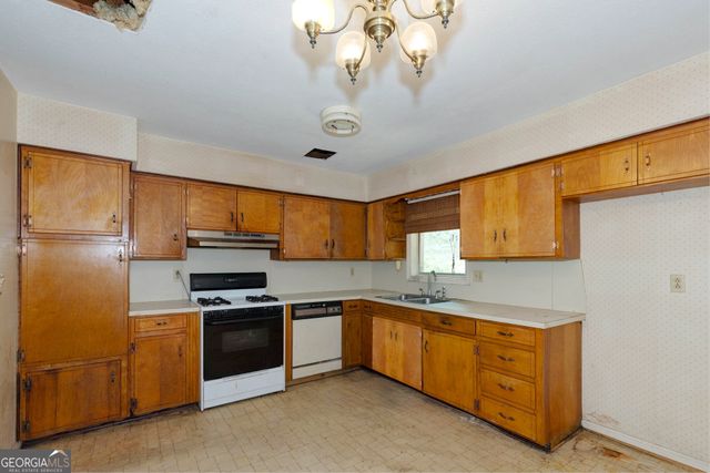 4526 Kenesaw Drive, Columbus, GA 31907