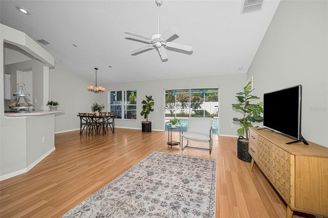 1721 HUNTER LANE, Tarpon Springs, FL 34689