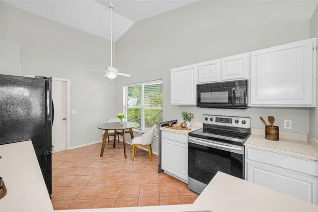 1721 HUNTER LANE, Tarpon Springs, FL 34689