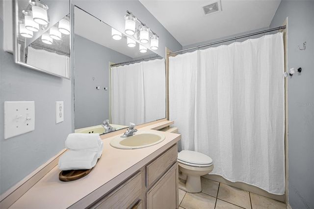 1721 HUNTER LANE, Tarpon Springs, FL 34689