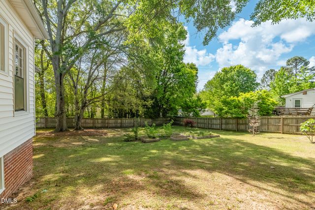 311 S Fayetteville Street, Clayton, NC 27520