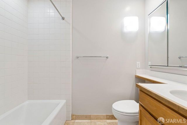 2040 Laguna Street 103, San Francisco, CA 94115