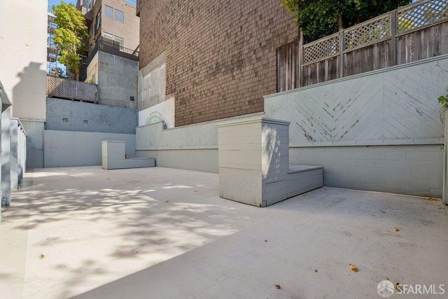 2040 Laguna Street 103, San Francisco, CA 94115