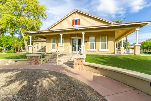 2877 E VIRGINIA Street, Gilbert, AZ 85296