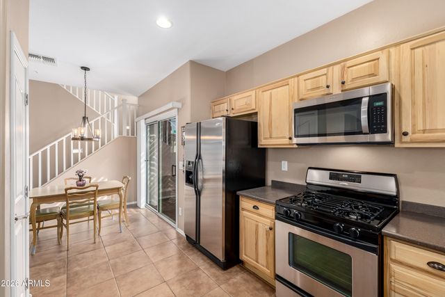 2877 E VIRGINIA Street, Gilbert, AZ 85296