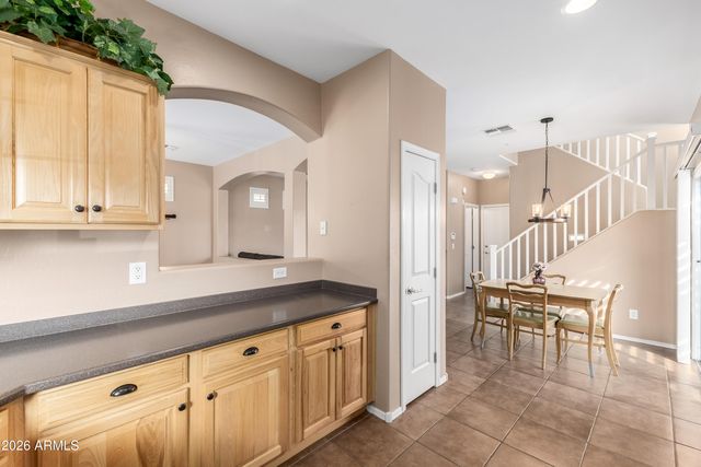 2877 E VIRGINIA Street, Gilbert, AZ 85296