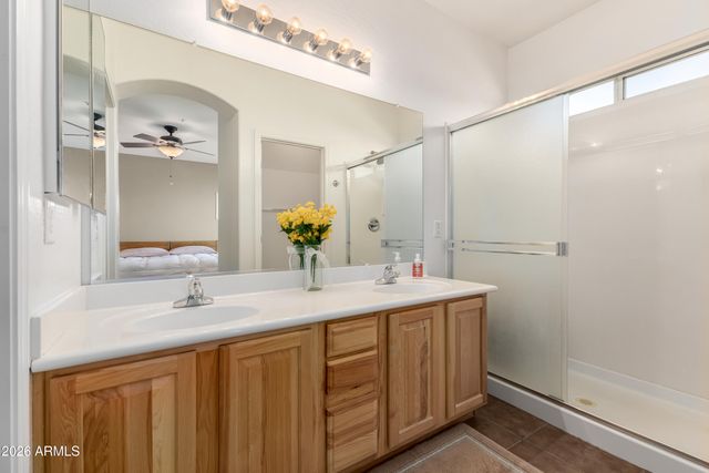 2877 E VIRGINIA Street, Gilbert, AZ 85296