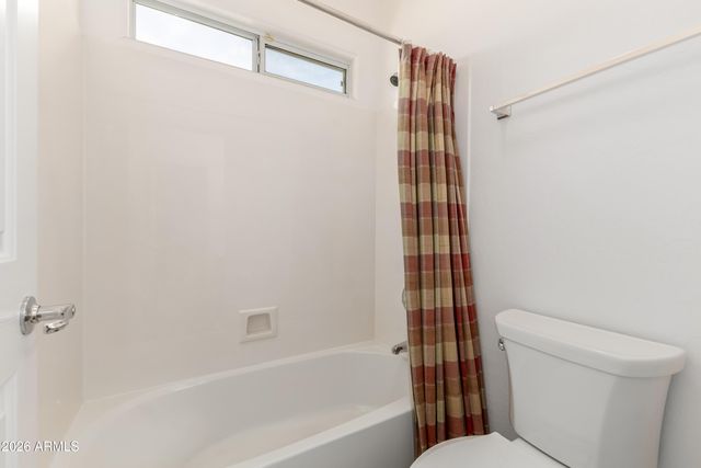 2877 E VIRGINIA Street, Gilbert, AZ 85296