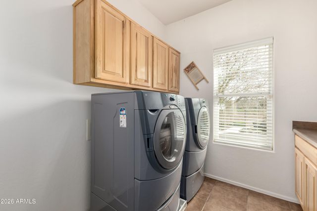 2877 E VIRGINIA Street, Gilbert, AZ 85296