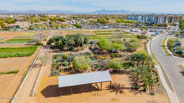 2877 E VIRGINIA Street, Gilbert, AZ 85296