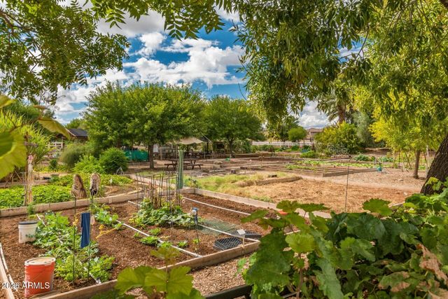 2877 E VIRGINIA Street, Gilbert, AZ 85296