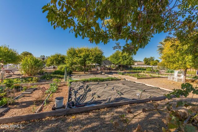 2877 E VIRGINIA Street, Gilbert, AZ 85296