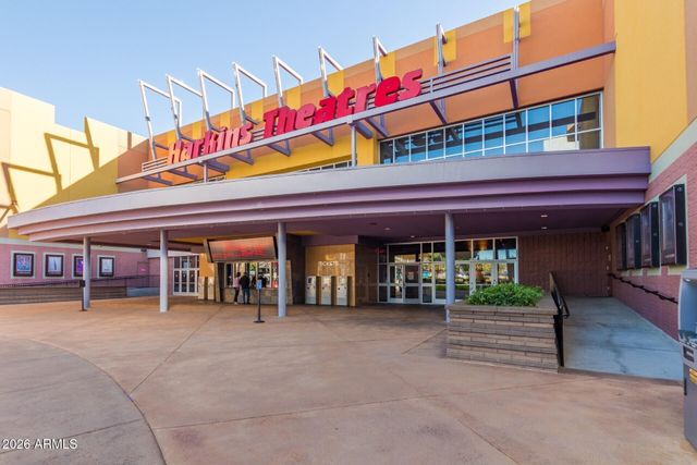 2877 E VIRGINIA Street, Gilbert, AZ 85296