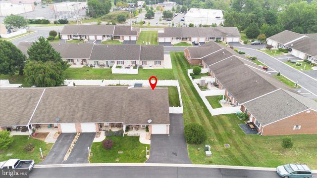 720 NAPLES DR, Hagerstown, MD 21740