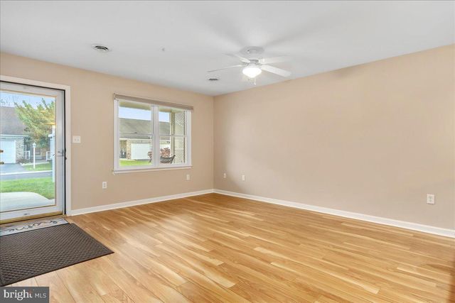 720 NAPLES DR, Hagerstown, MD 21740