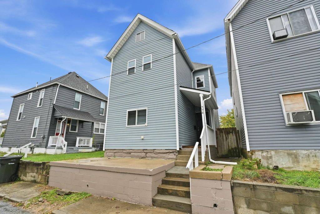 774 Buckingham Street, Columbus, OH 43203