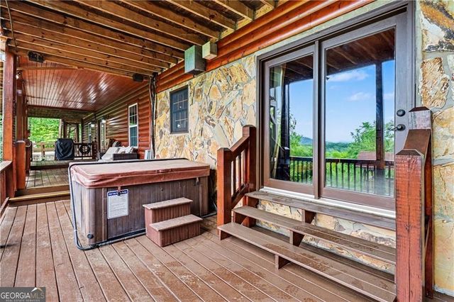 112 Eagles Nest Lane, Blue Ridge, GA 30513