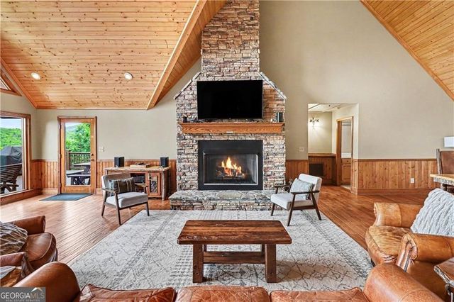112 Eagles Nest Lane, Blue Ridge, GA 30513