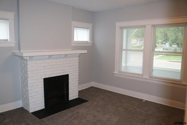2346 C Street, Lincoln, NE 68502