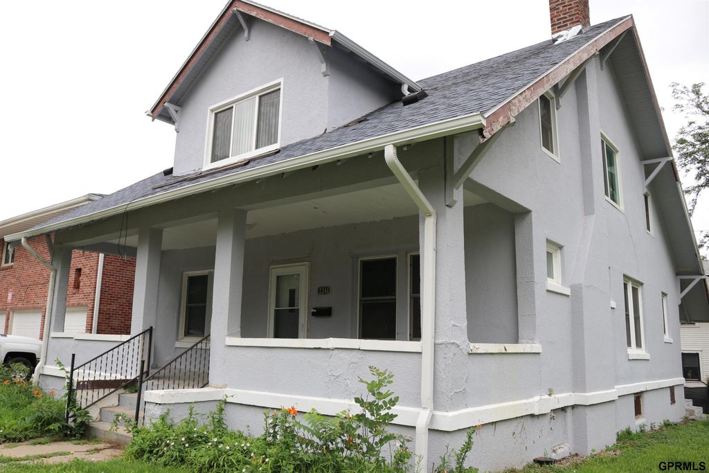 2346 C Street, Lincoln, NE 68502