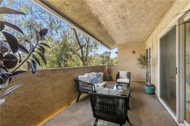 25183 Oak Canyon, Lake Forest, CA 92630