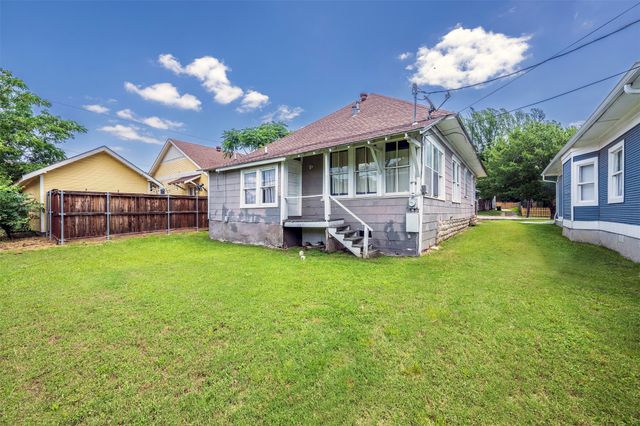 1804 Lipscomb Street, Fort Worth, TX 76110