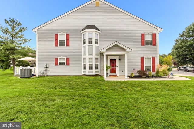 12 SAWGRASS CT, Blackwood, NJ 08012